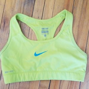NIKE sports bra